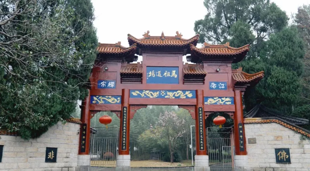心游宝峰思马祖！千年禅庭风骨，藏在江西这座没有被“污染”的山里